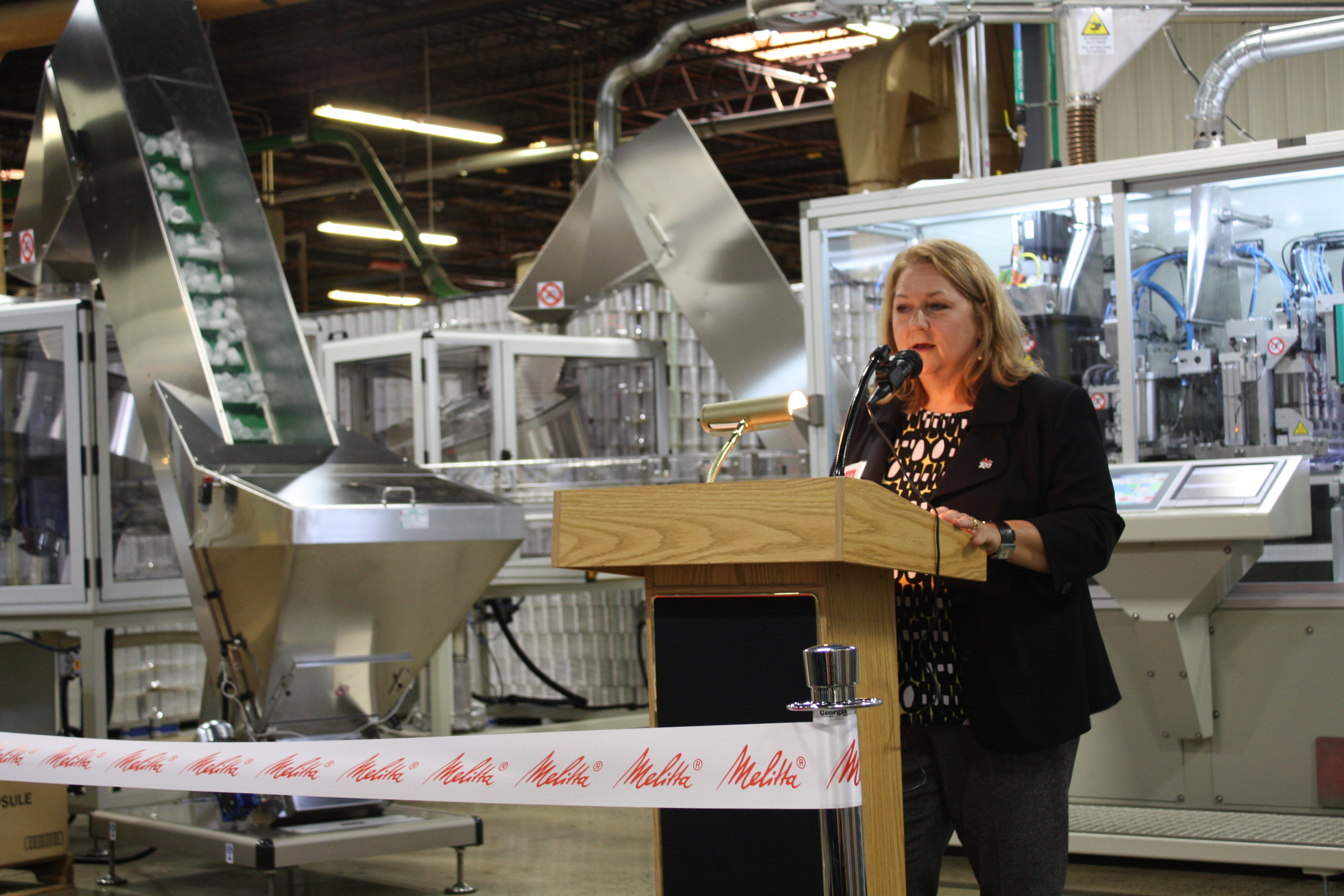 Melitta ribbon cutting 6